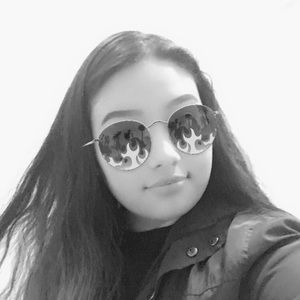 Meet your Posher, Nallely